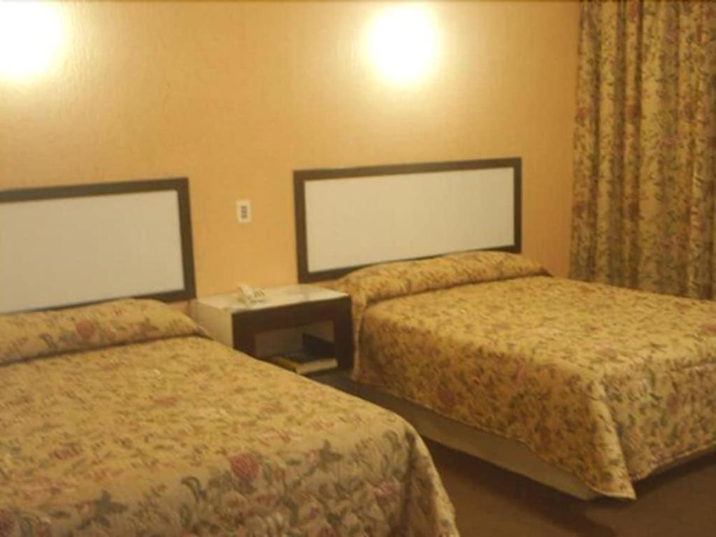 Hotel Del Valle Inn Pachuca Bagian luar foto